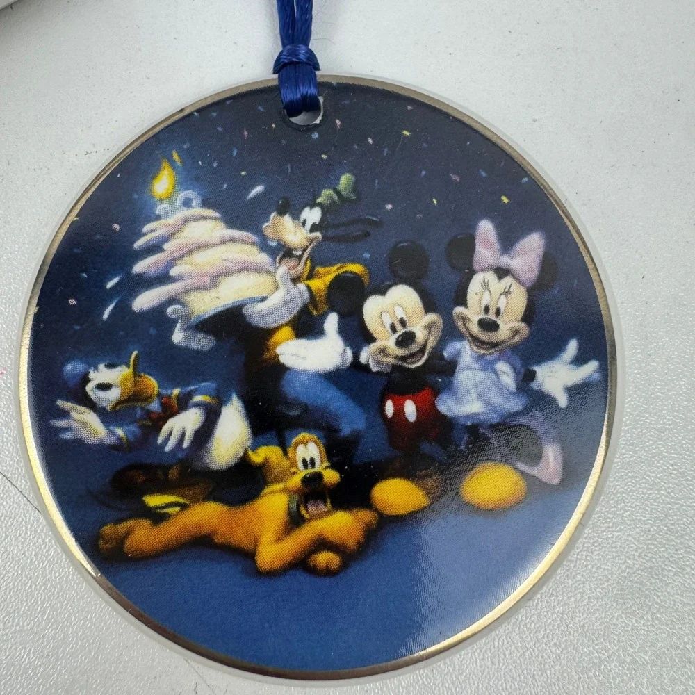 1997 Disney Store Decade of Dreams‎ Mickey Friends Ornament 10th Anniversary